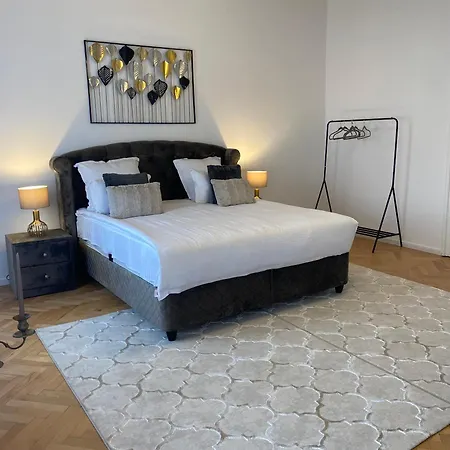 סיביו Schiller Rooms מראה חיצוני תמונה